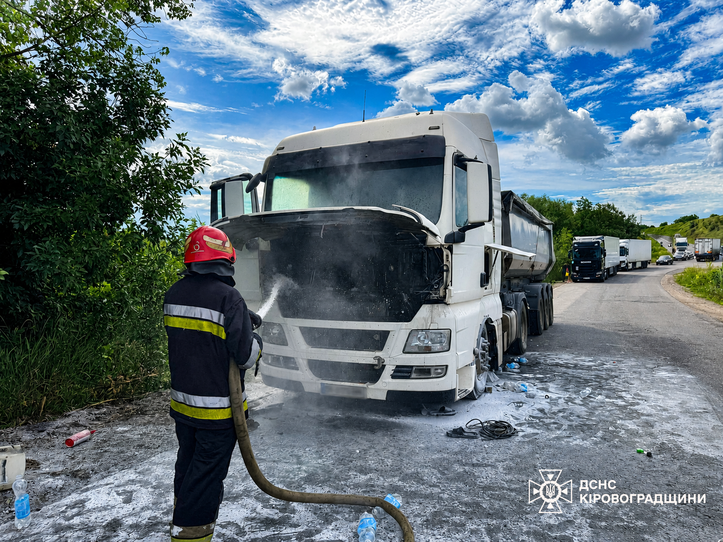На об’їзнiй бiля Кропивницького спалахнула вантажiвка