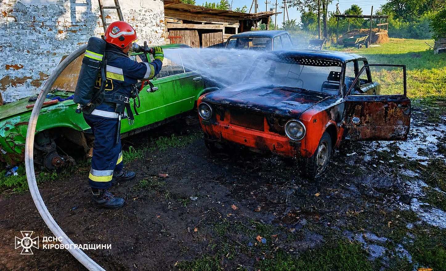 На Кіровоградщині за добу сталося 10 пожеж: є постраждалий