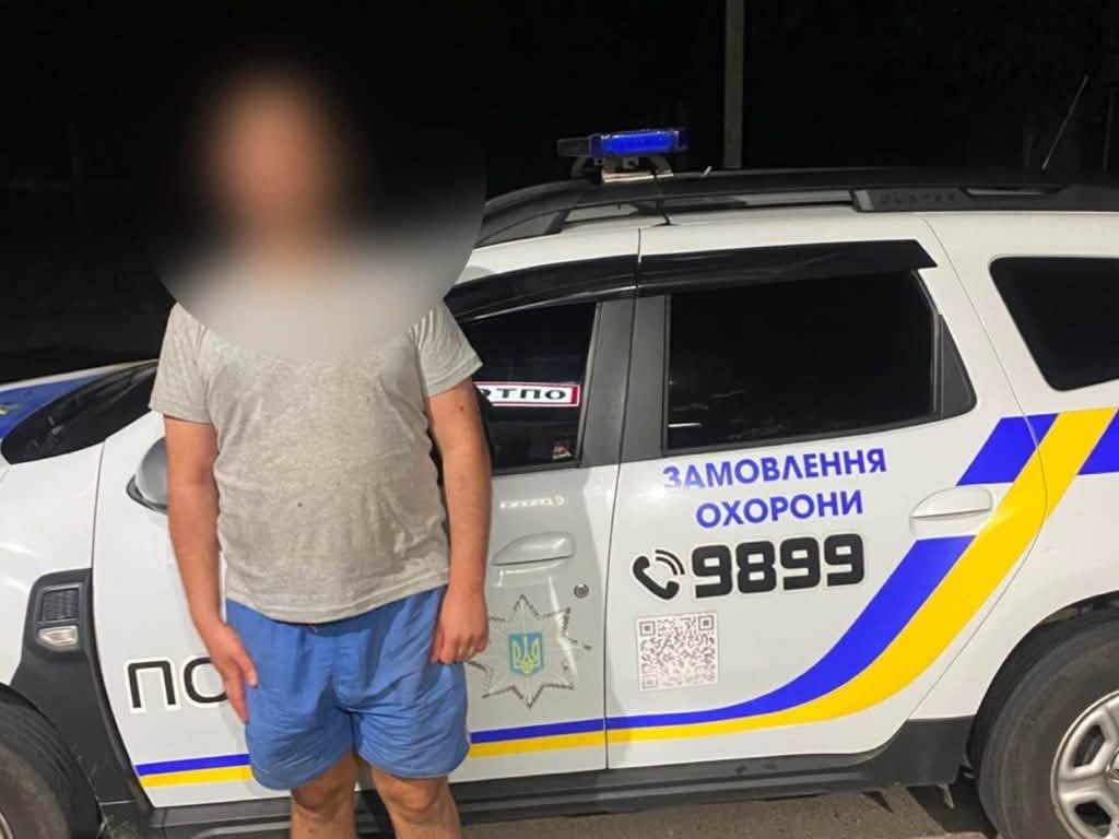 У Кропивницькому затримали чоловіка, який вночі проник до магазину