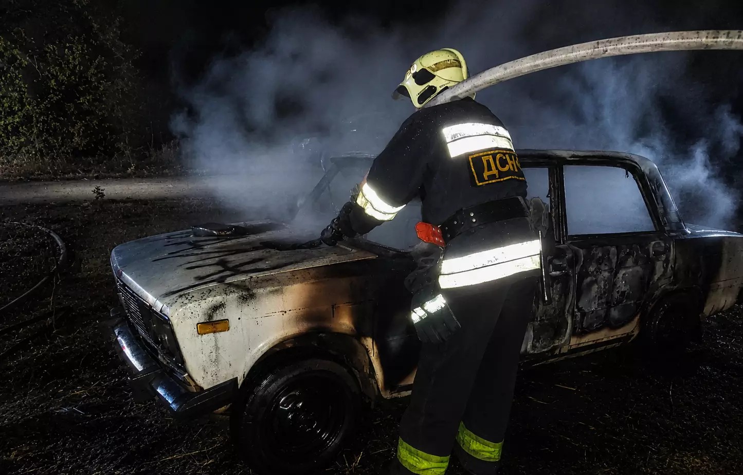 На Кіровоградщині дотла згорів «Жигуль»