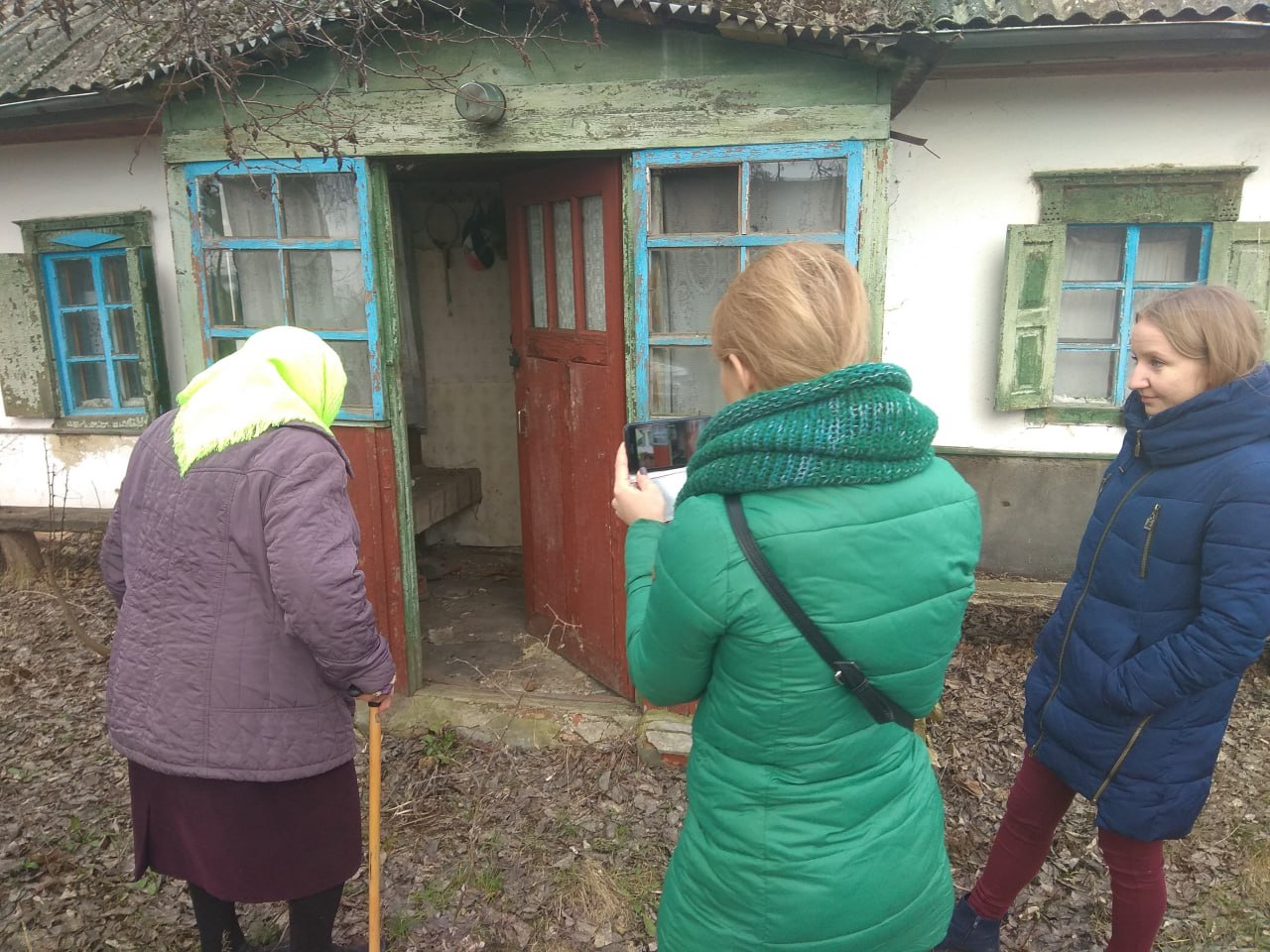 Від спогадів про Голодомор до автентичних пісень: «Баба Єлька» запускає новий проект