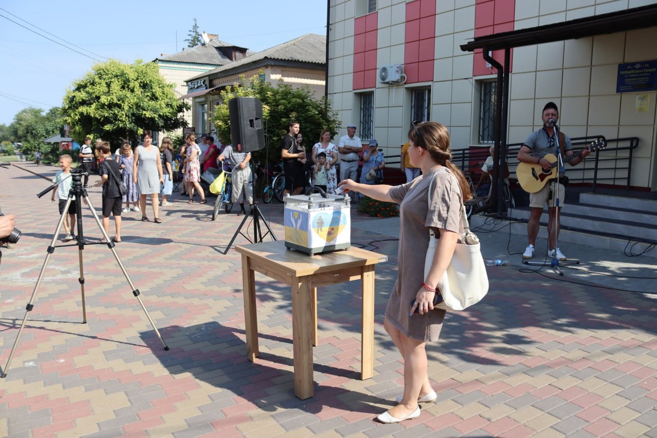 У Добровеличківці зібрали понад 67 тисяч гривень на авто для військових