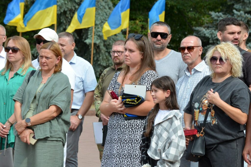 У Кропивницькому підняли найбільший в області Державний Прапор України