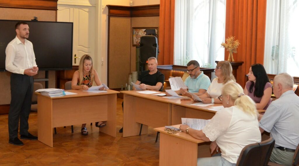 У Кропивницькому пройшло засідання Регіональної комісії з реабілітації: обрано керівництво та розглянуто заяви депортованих