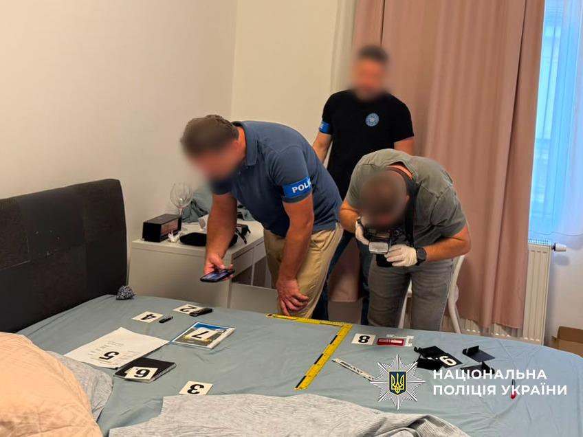 Криптошахрайство на понад пів мільйона доларів: українські поліцейські знайшли зловмисника у Празі