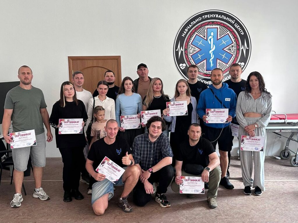У Кропивницькому волонтерів Save Ukrainians навчили зупиняти критичні кровотечі