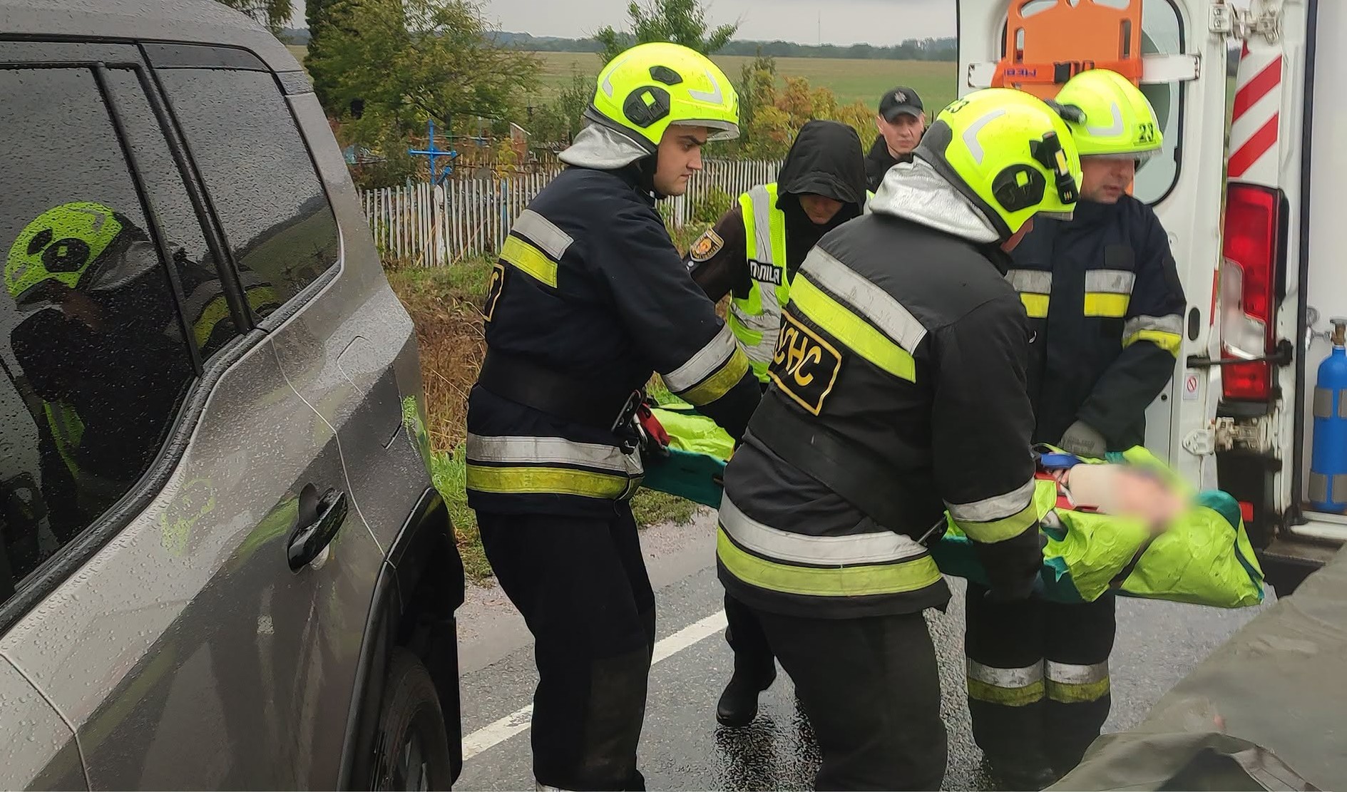 Унаслідок зіткнення двох авто на Кіровоградщині постраждали троє жінок та дитина