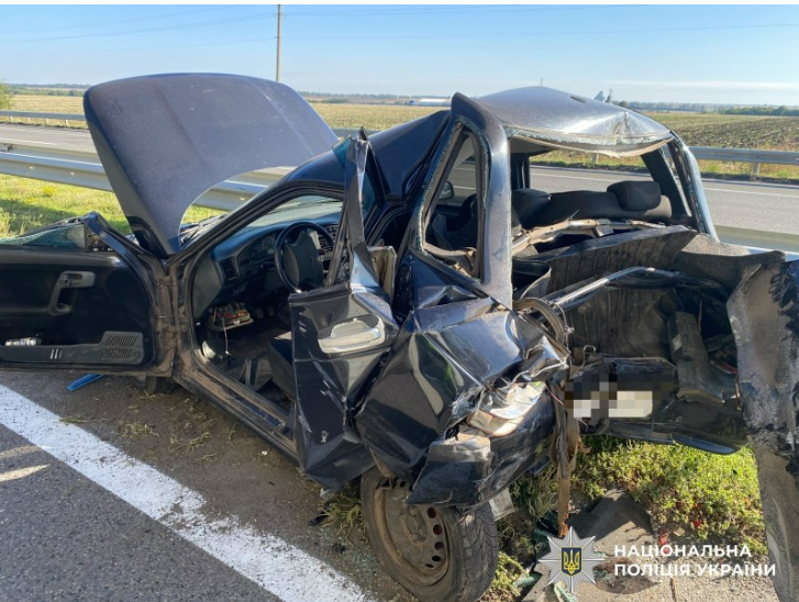 Загинув водій легковика: поліція Кіровоградщини встановлює обставини аварії