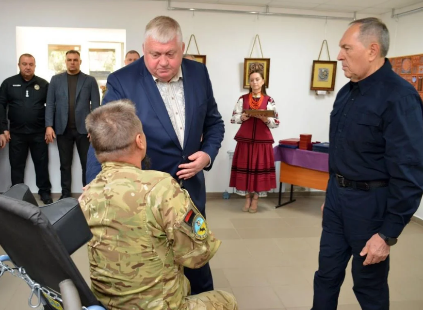 У Кропивницькому нагородили воїнів та ветеранів