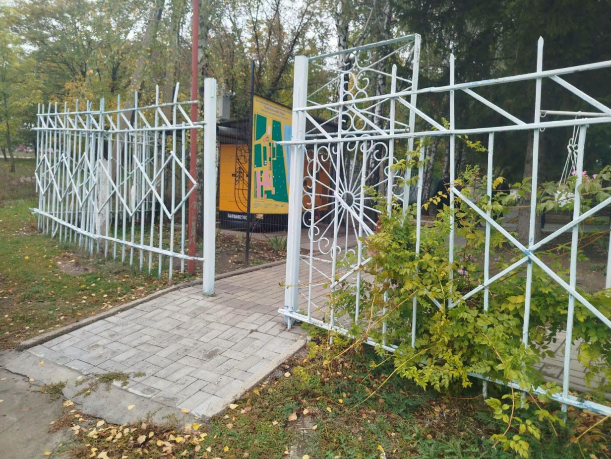 В інтернаті на Кіровоградщині знайшли прострочені ліки та проблеми з укриттям